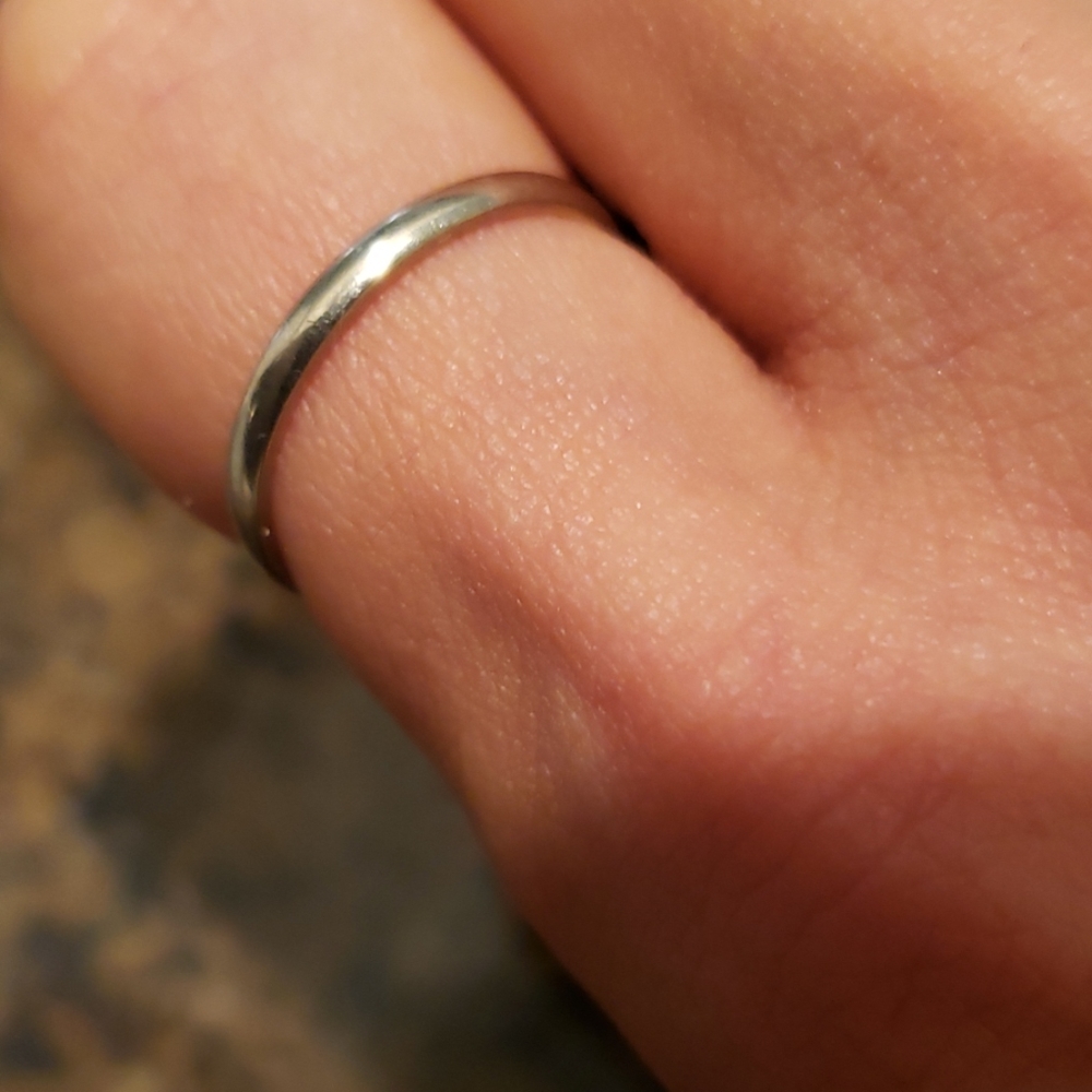 10 K white gold ring, made in italy